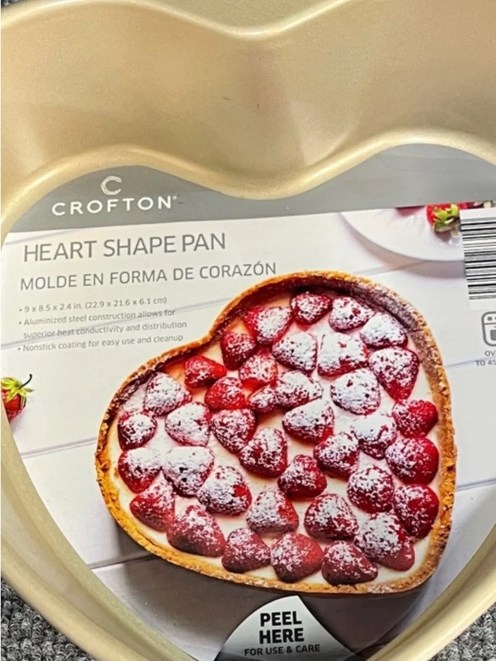 Crofton Heart-Shaped Nonstick Cake Pan in Gold - 9 X 8.5 inch